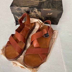 Chaco Wayfarer Sandals -size 6